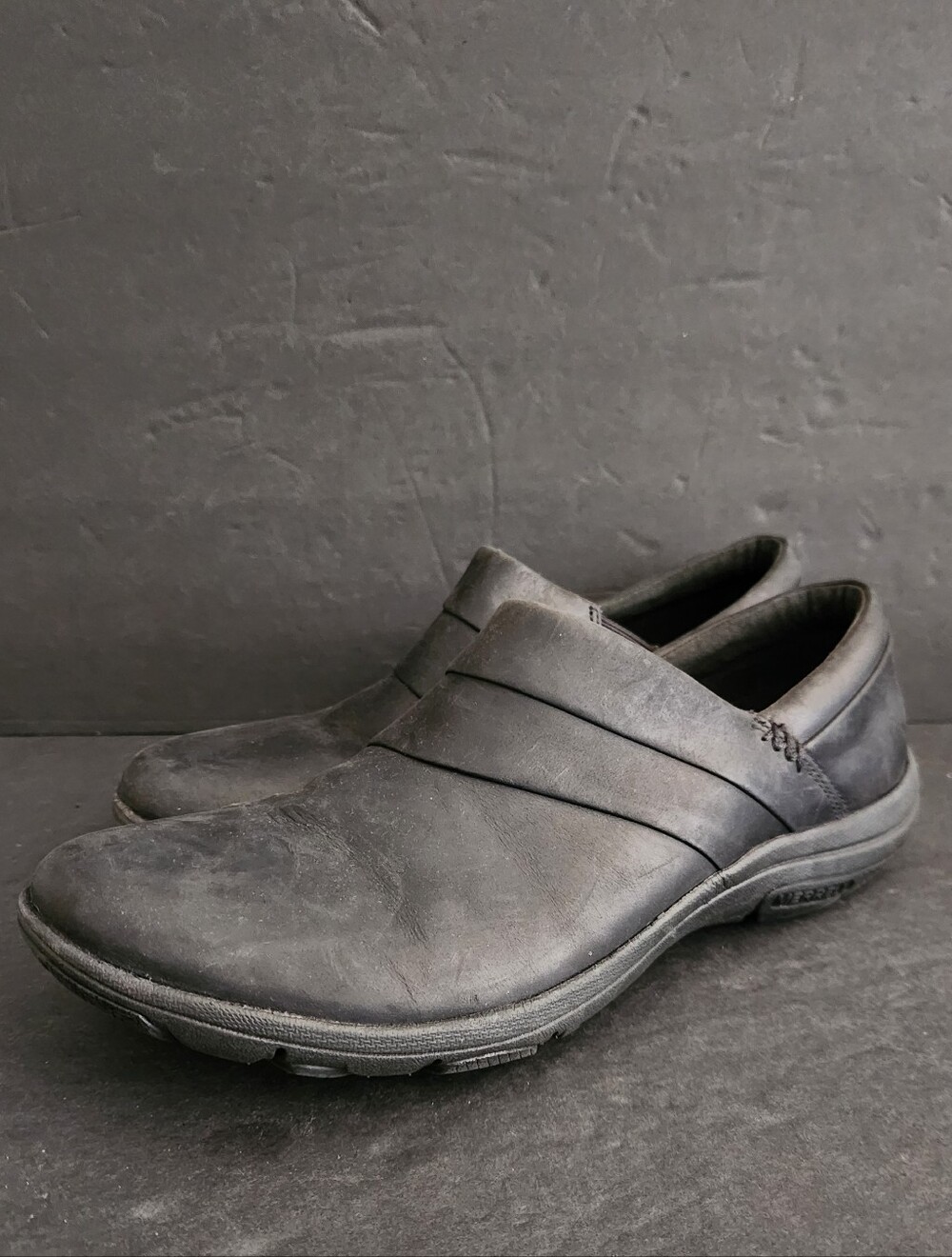 Merrell Shoes Womens Size 10.5 Black Leather Slip On Comfort Walking J31334